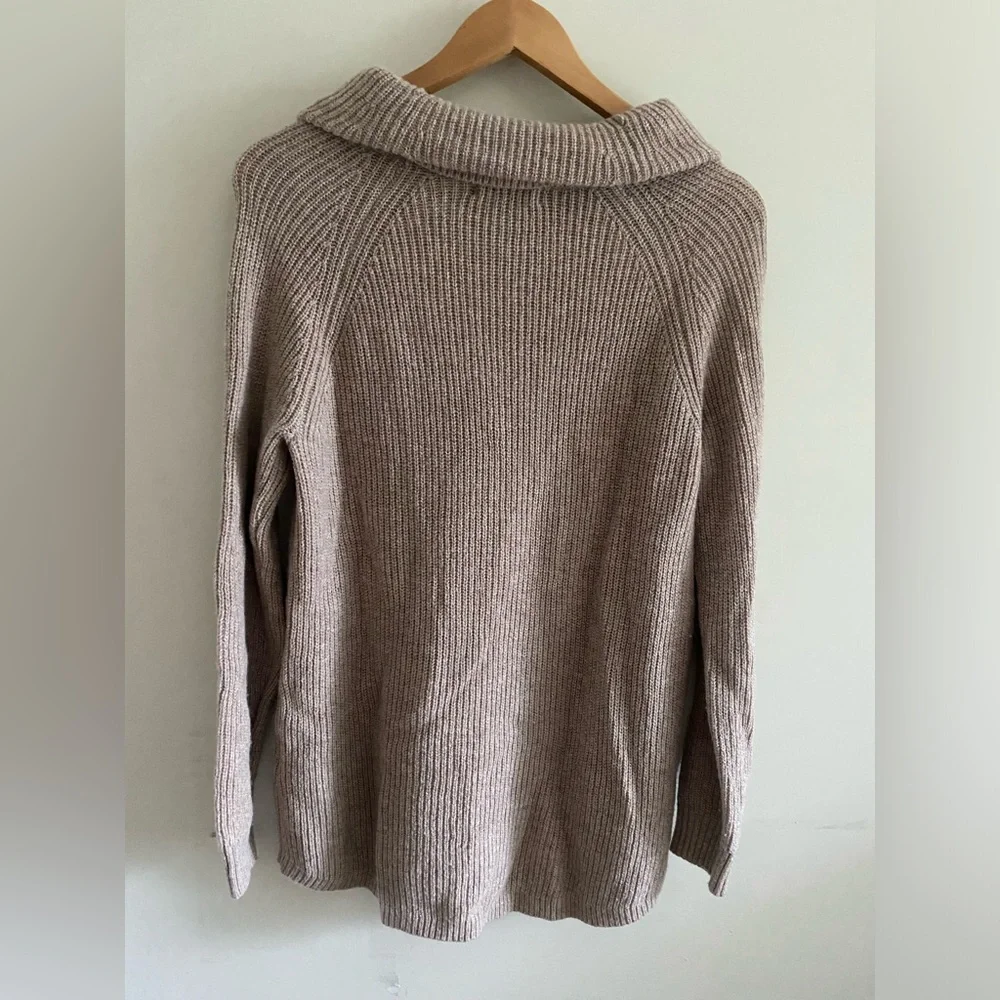 Tahari Wool Blend Knit Turleneck Sweater - Picture 2 of 10